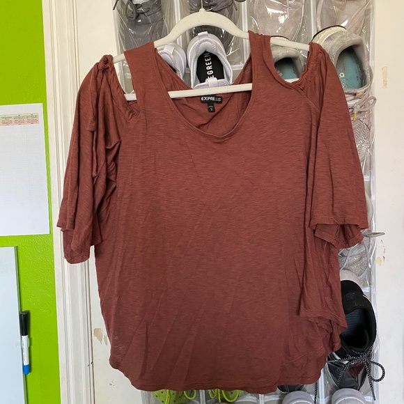 OBO! Express Cold Shoulder Women's Top - Picture 1 of 5